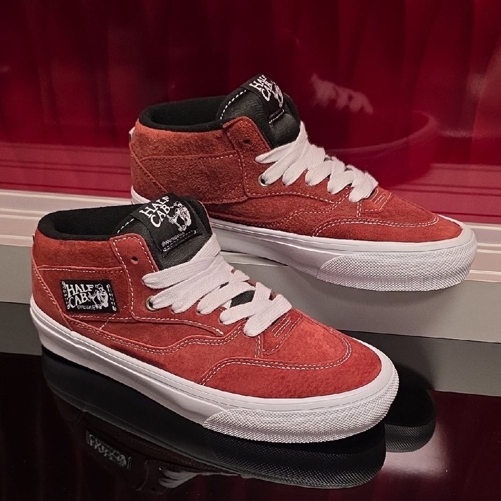 Vans Skate Half Cab Pig Suede Brick  Men’s 7 Women’s 8.5 New in Box
